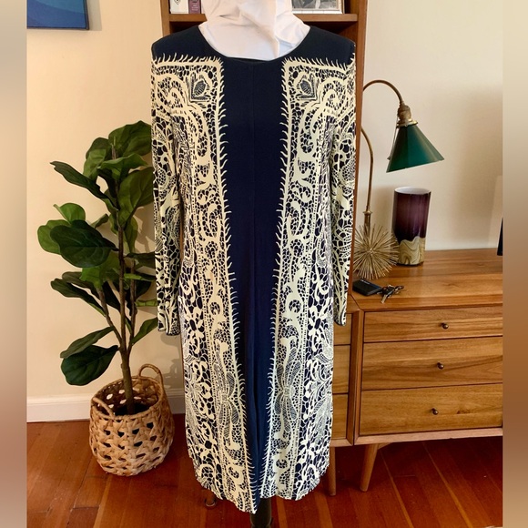 Nicole Miller Dresses & Skirts - Nicole Miller Artelier Navy/Cream Dress Size 8